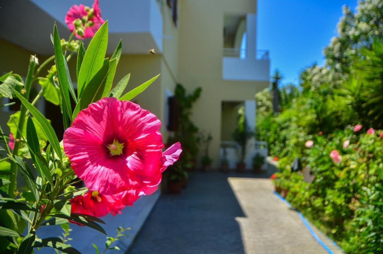 Hotel Club Maria Sidari Sidárion Exterior foto